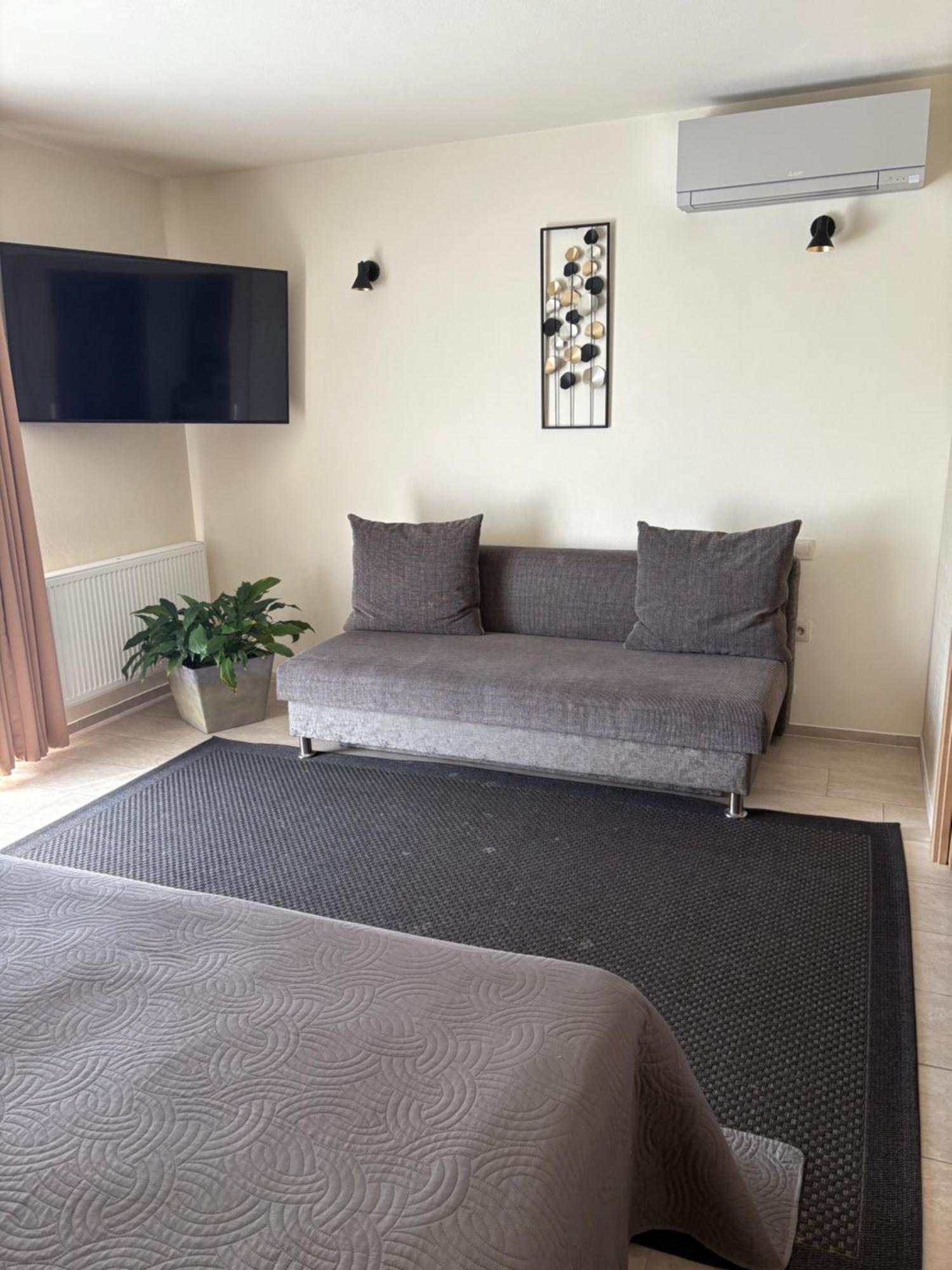 Apartmany I - Kafe Бойнице Екстериор снимка
